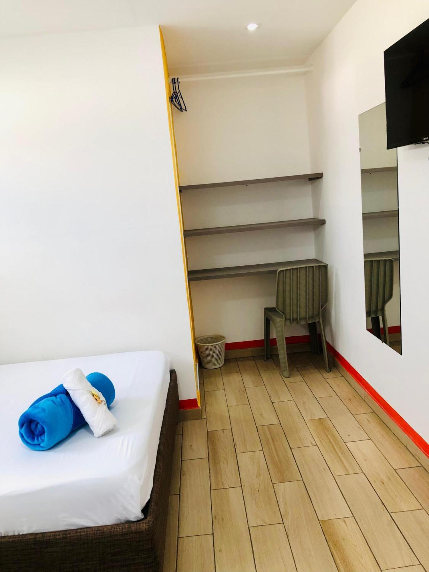Hotel Cafe Color Армения Екстериор снимка