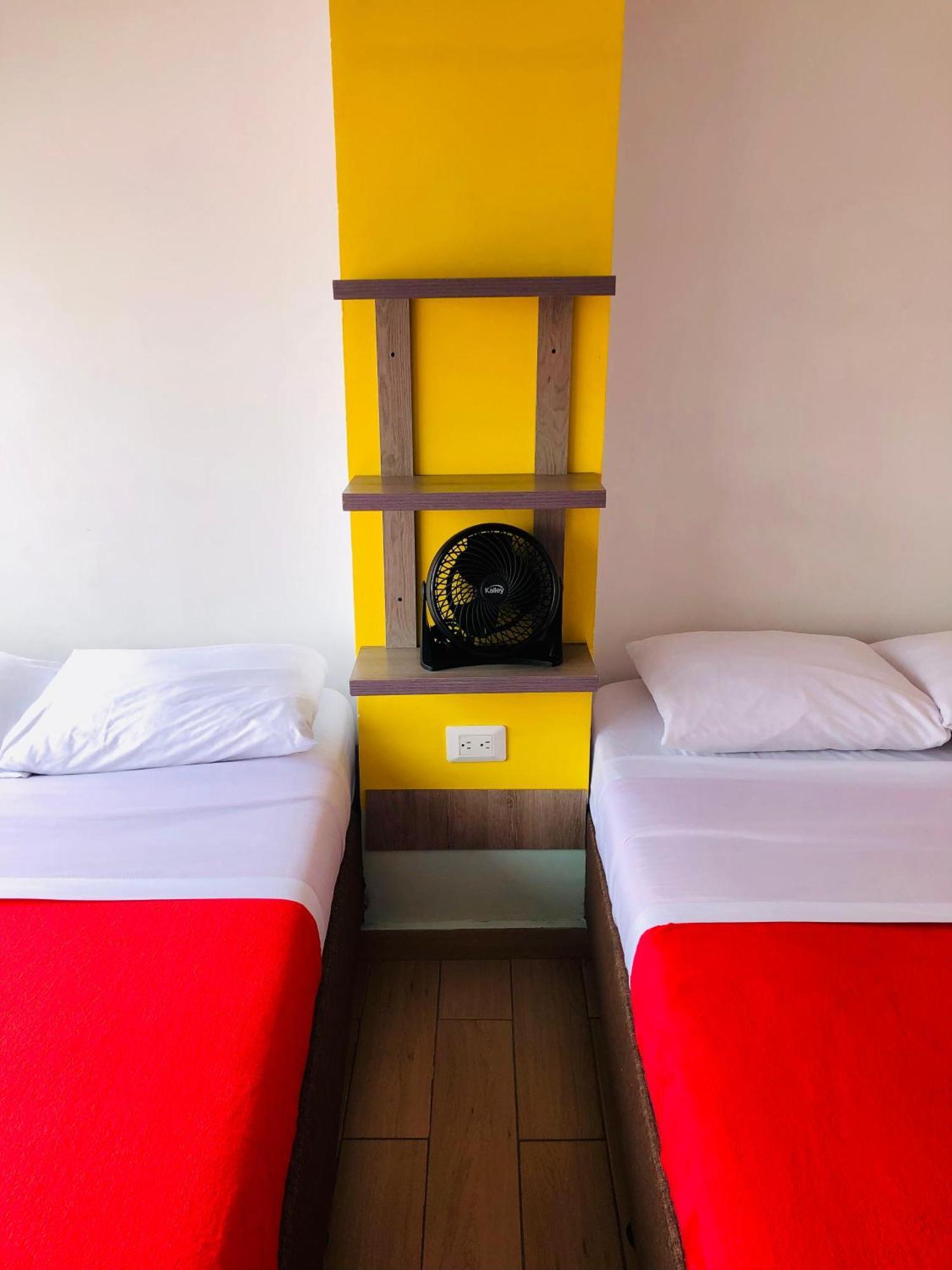 Hotel Cafe Color Армения Екстериор снимка